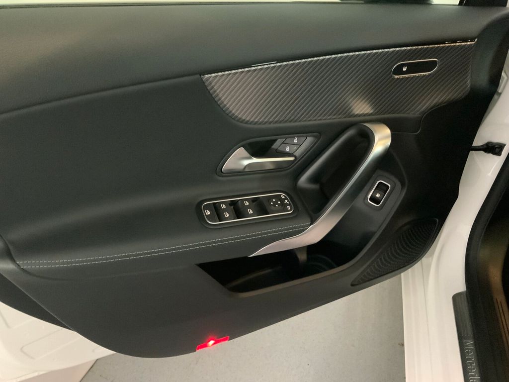 Mercedes-Benz A 250 2024