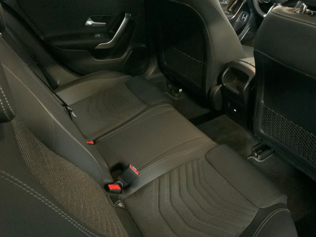Mercedes-Benz A 250 2024