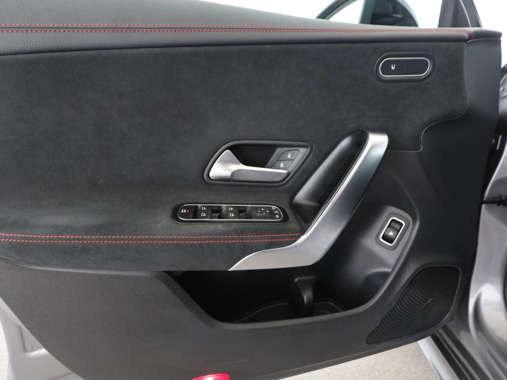 Mercedes-Benz CLA 250 2022