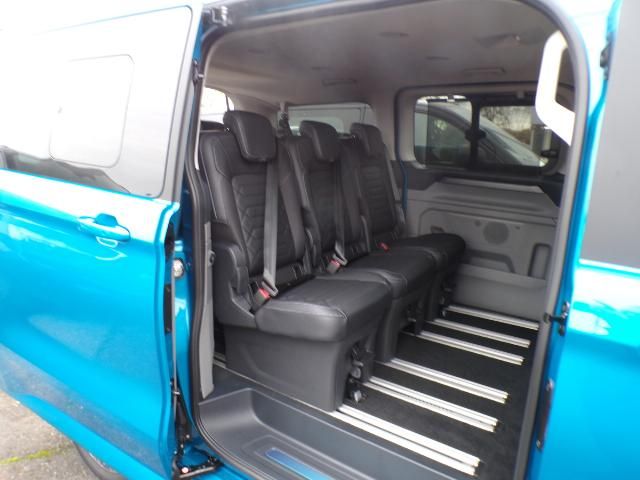 Ford Tourneo Custom 2025
