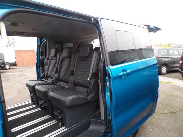 Ford Tourneo Custom 2025