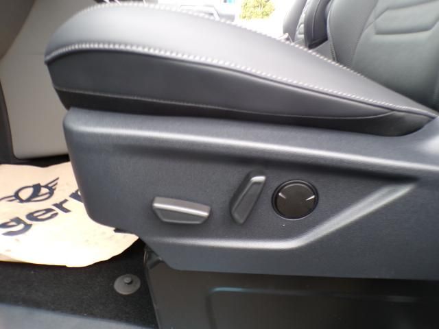 Ford Tourneo Custom 2025