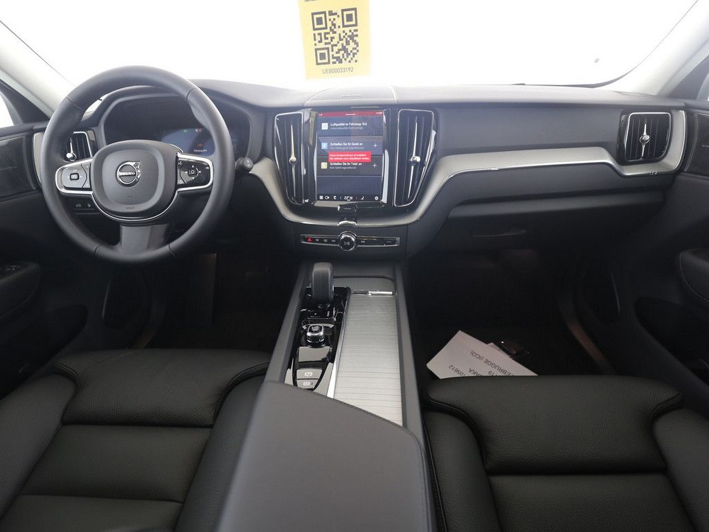 Volvo XC60 2025