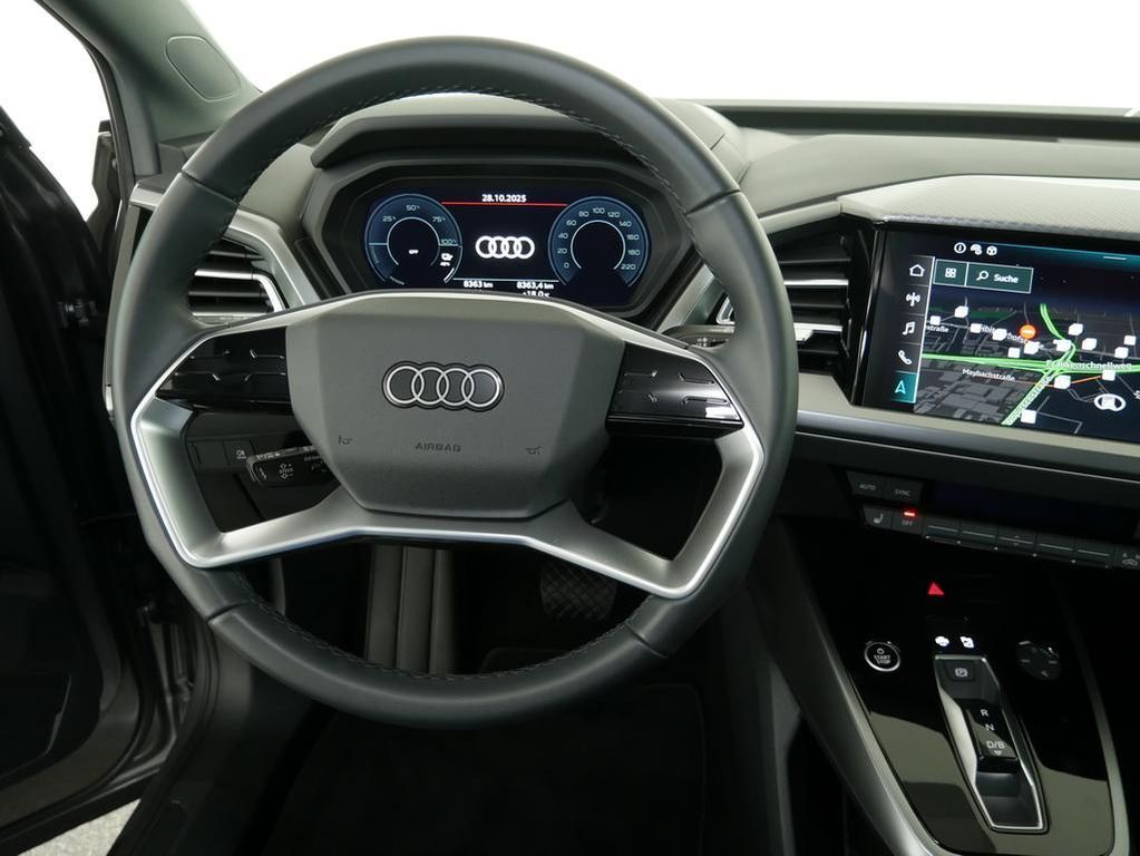 Audi Q4 e-tron 2024