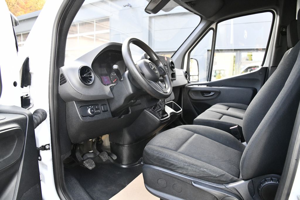 Mercedes-Benz Sprinter 2021