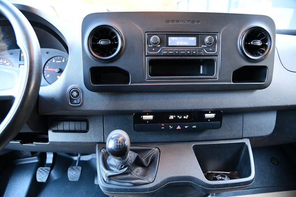 Mercedes-Benz Sprinter 2021