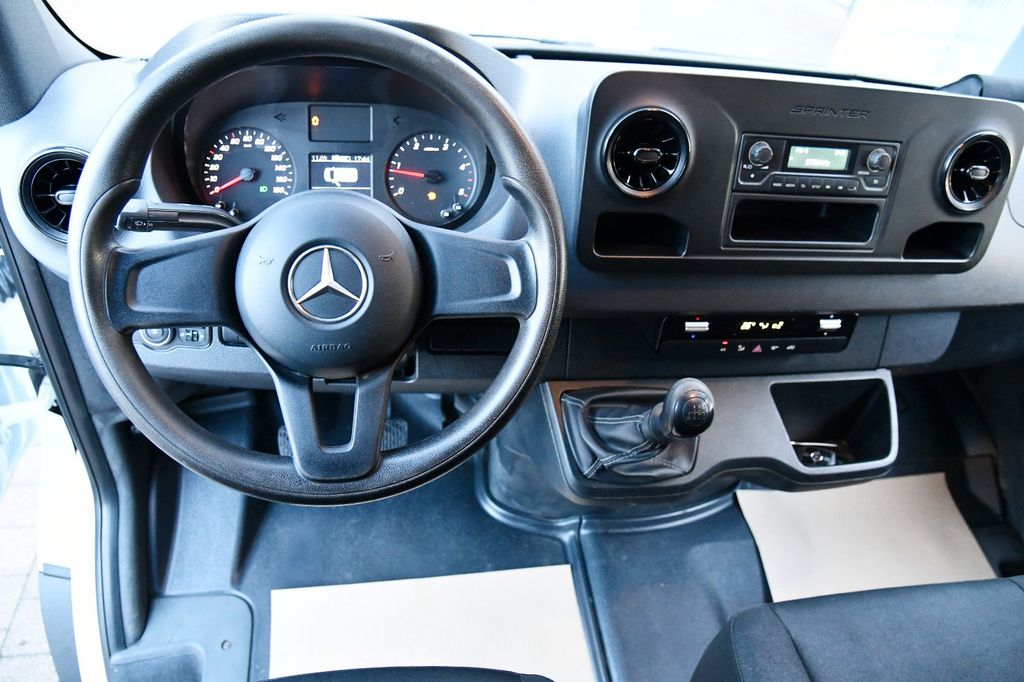 Mercedes-Benz Sprinter 2021