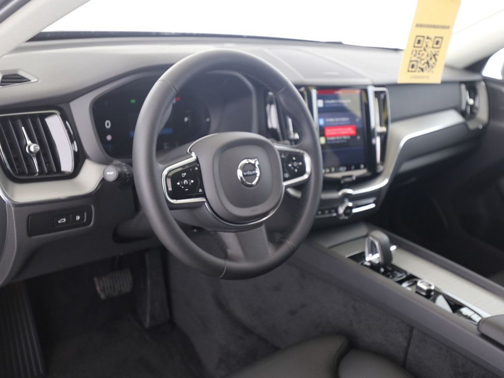 Volvo XC60 2025