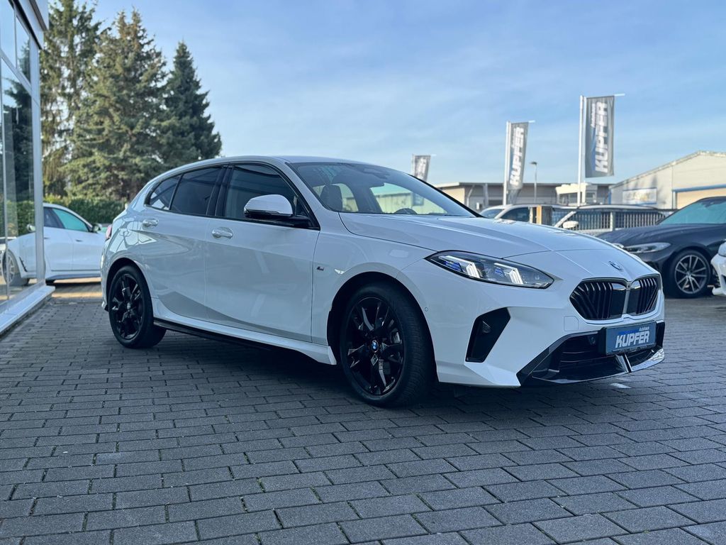 BMW 120 2024