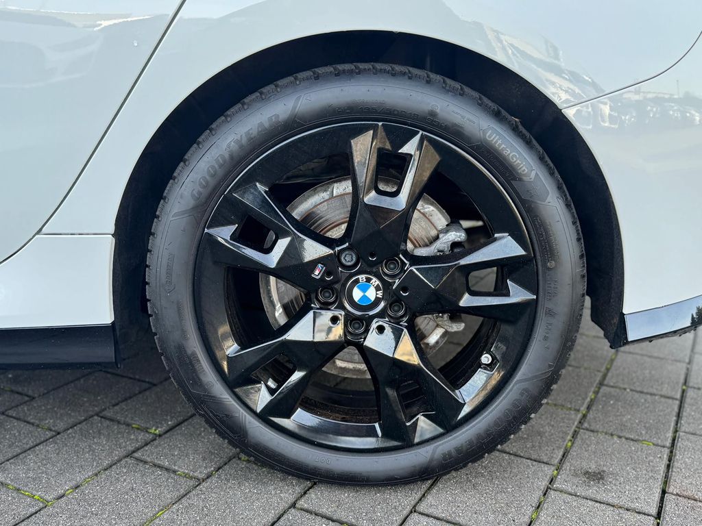 BMW 120 2024