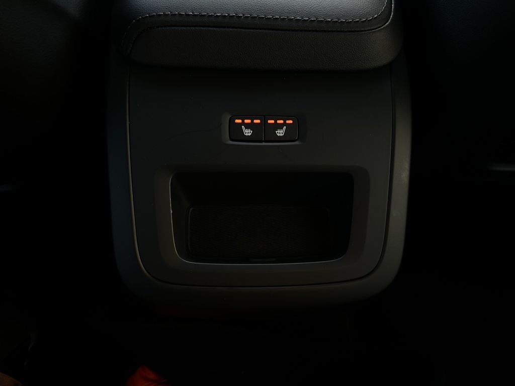 Volvo V60 Cross Country 2023