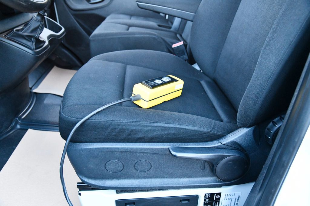 Mercedes-Benz Sprinter 2021