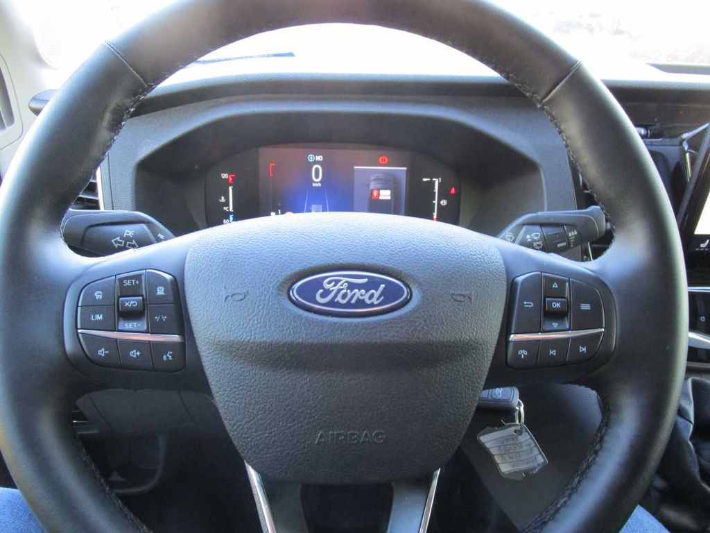 Ford Transit 2025