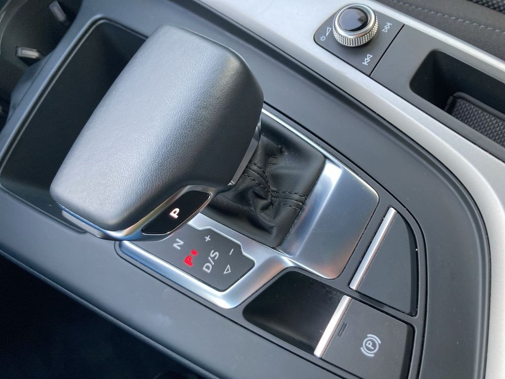 Audi A4 2024