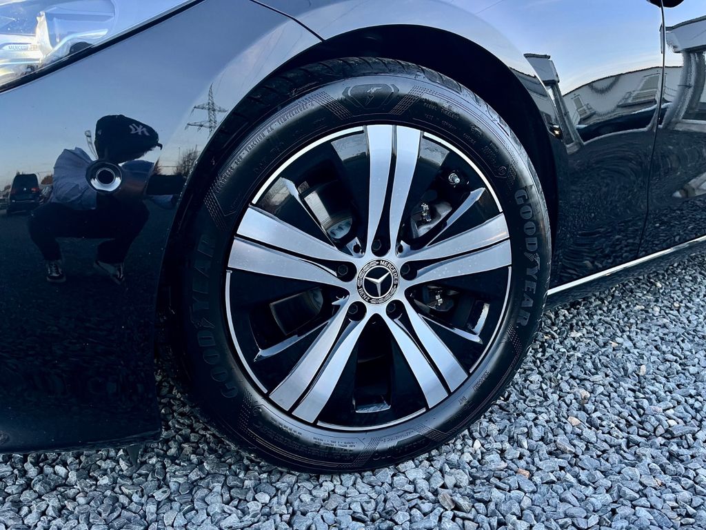 Mercedes-Benz C 200 2023