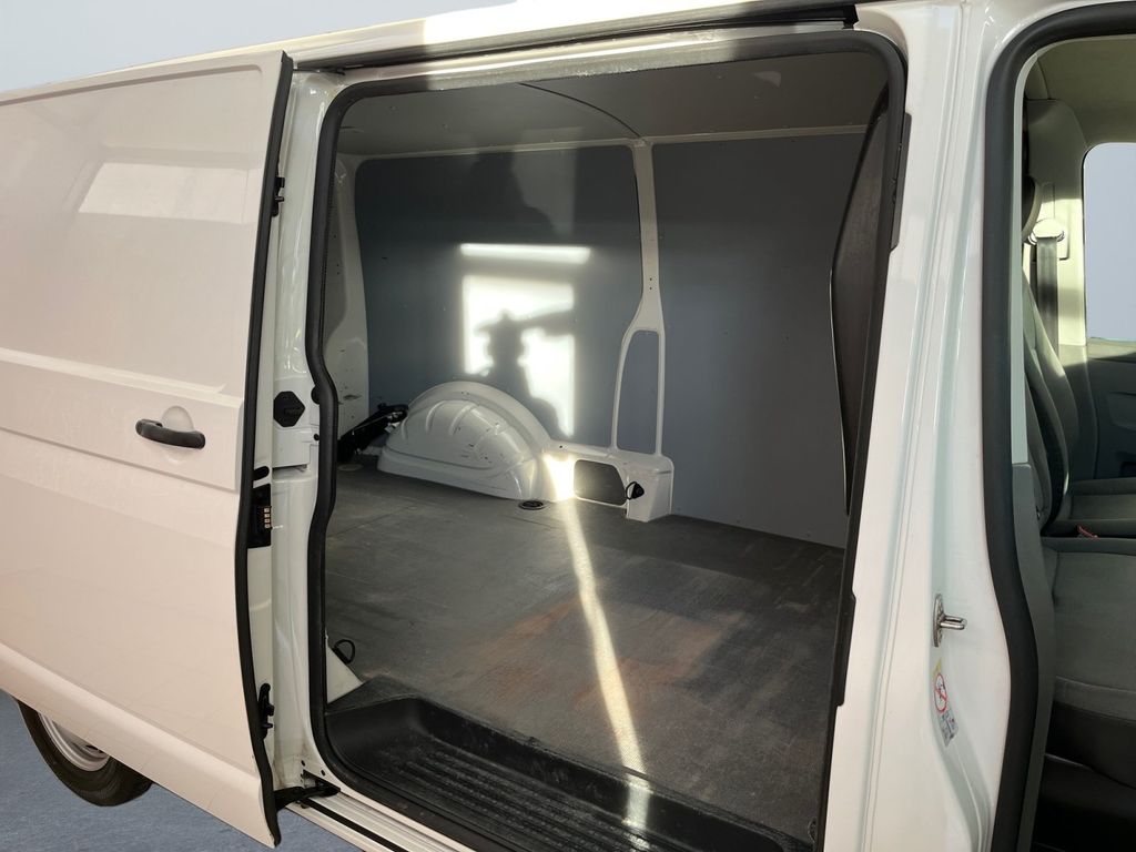 Volkswagen T6 Transporter 2021