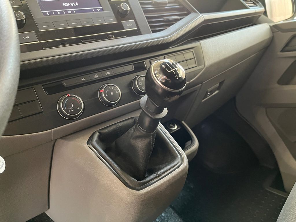 Volkswagen T6 Transporter 2021