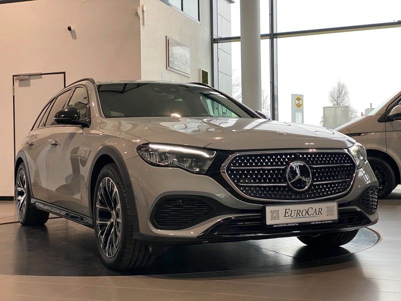 Mercedes-Benz E 220 2024