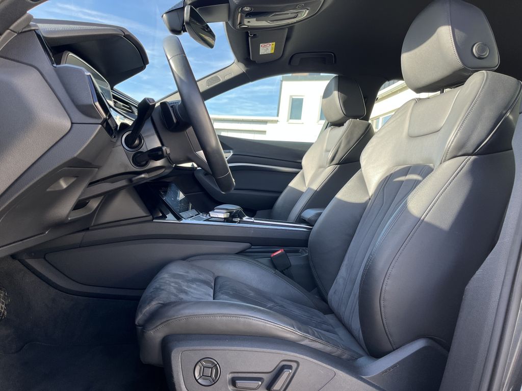 Audi e-tron 2022