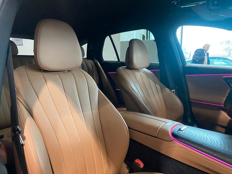 Mercedes-Benz E 220 2024