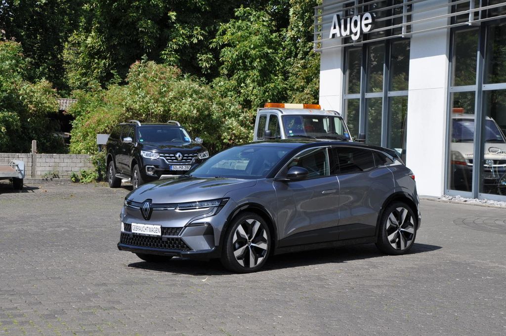 Renault Megane E-TECH 2024
