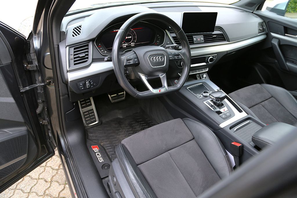 Audi SQ5 2018