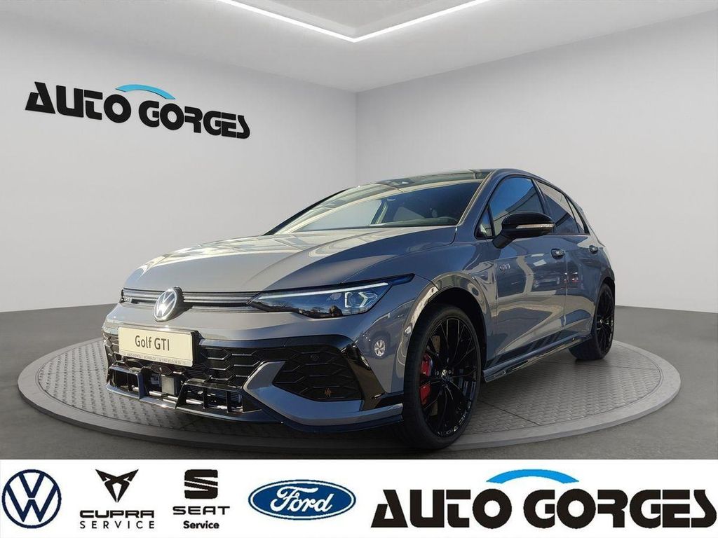 Volkswagen Golf 2025