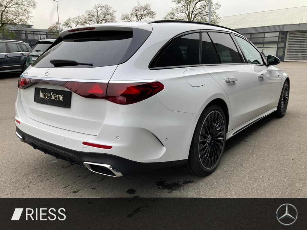 Mercedes-Benz E 300 2025