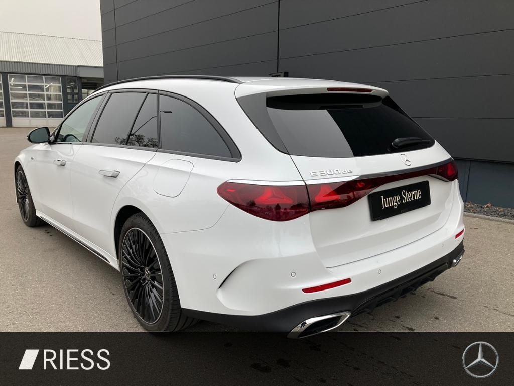 Mercedes-Benz E 300 2025