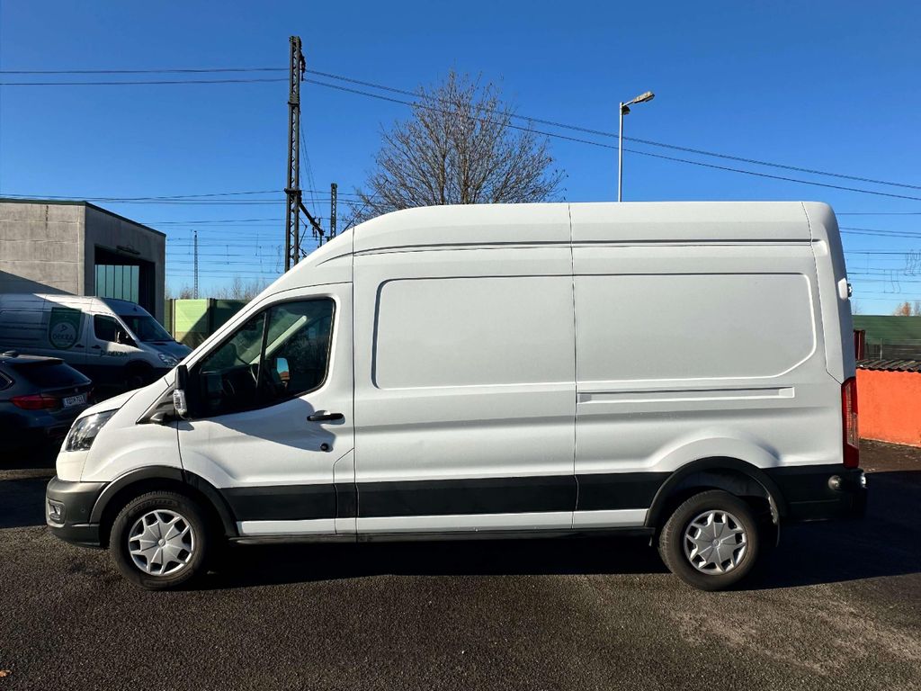 Ford Transit 2024