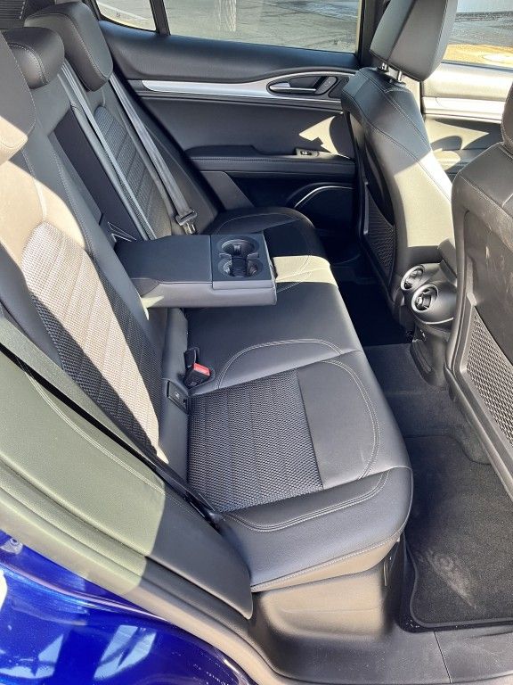 Alfa Romeo Stelvio 2022