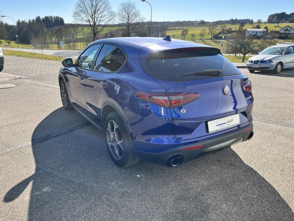 Alfa Romeo Stelvio 2022