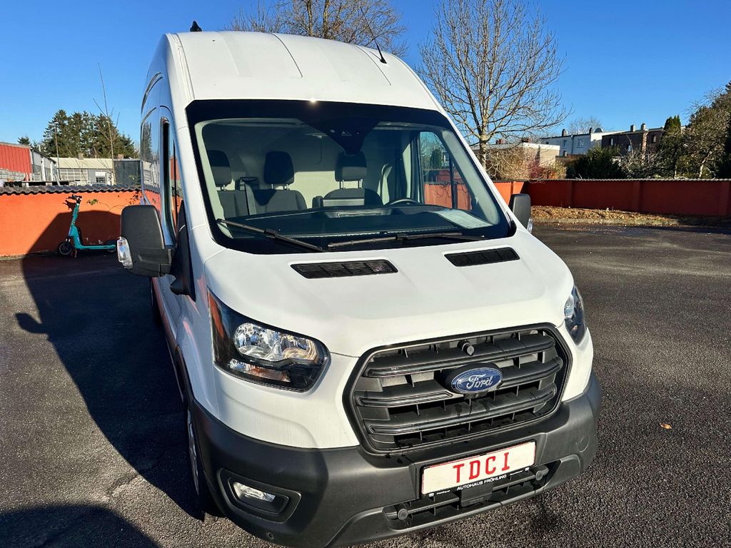 Ford Transit 2024