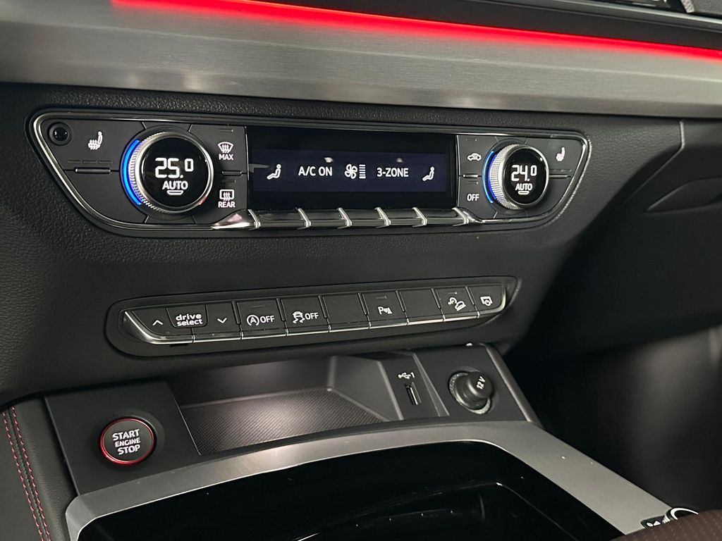 Audi SQ5 2023