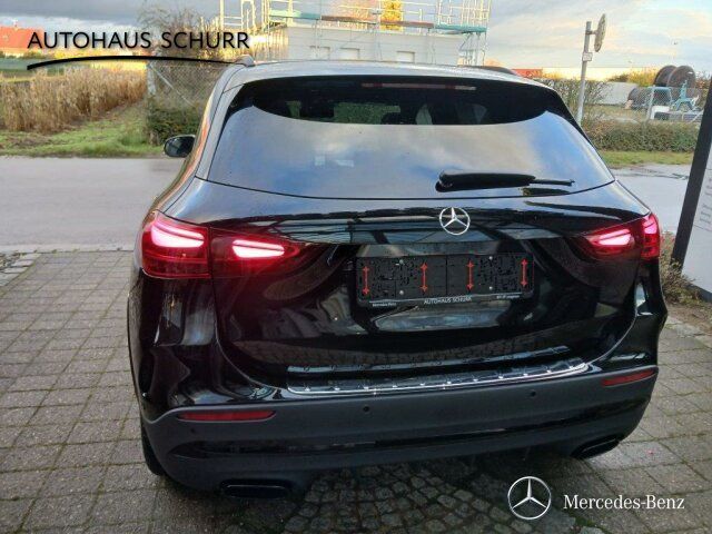 Mercedes-Benz GLA 220 2025