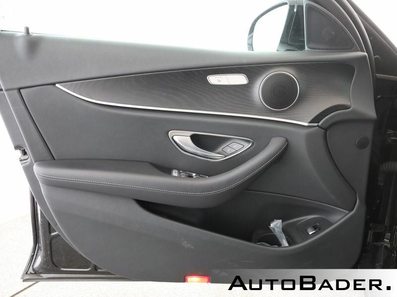 Mercedes-Benz E 200 2023