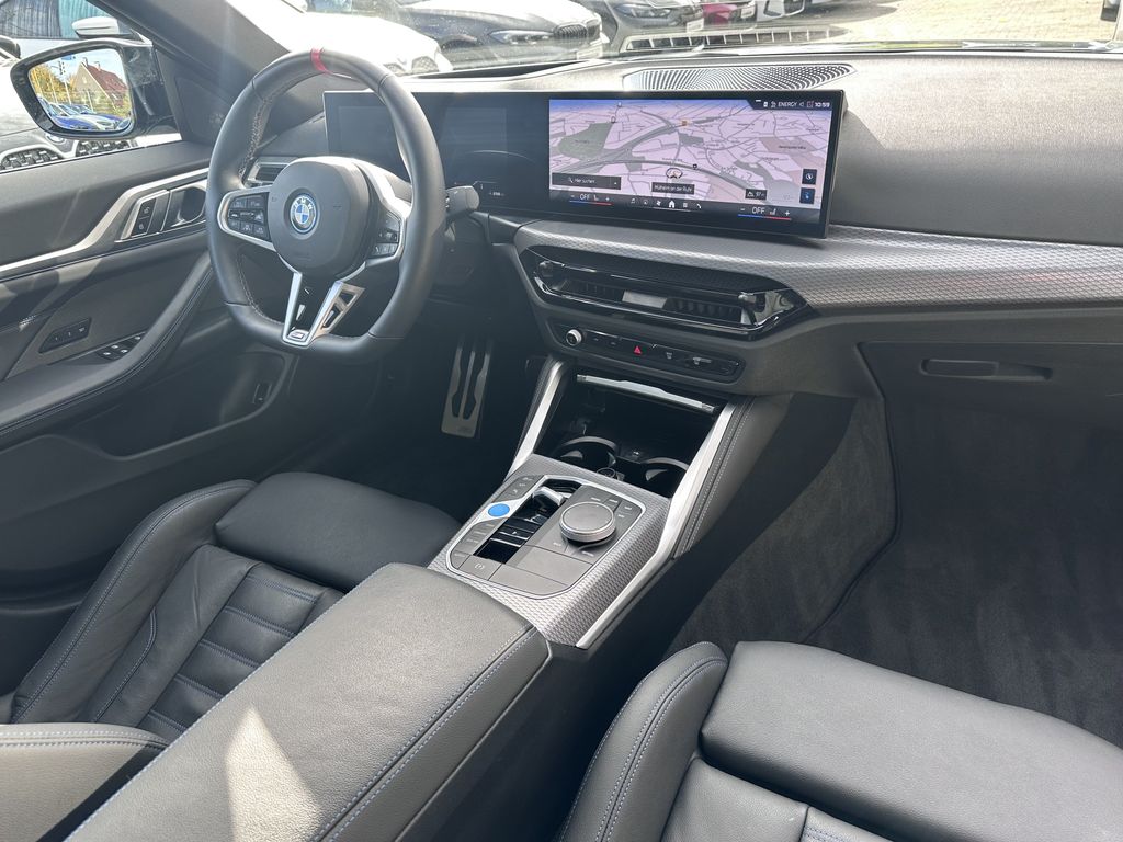BMW i4 2025