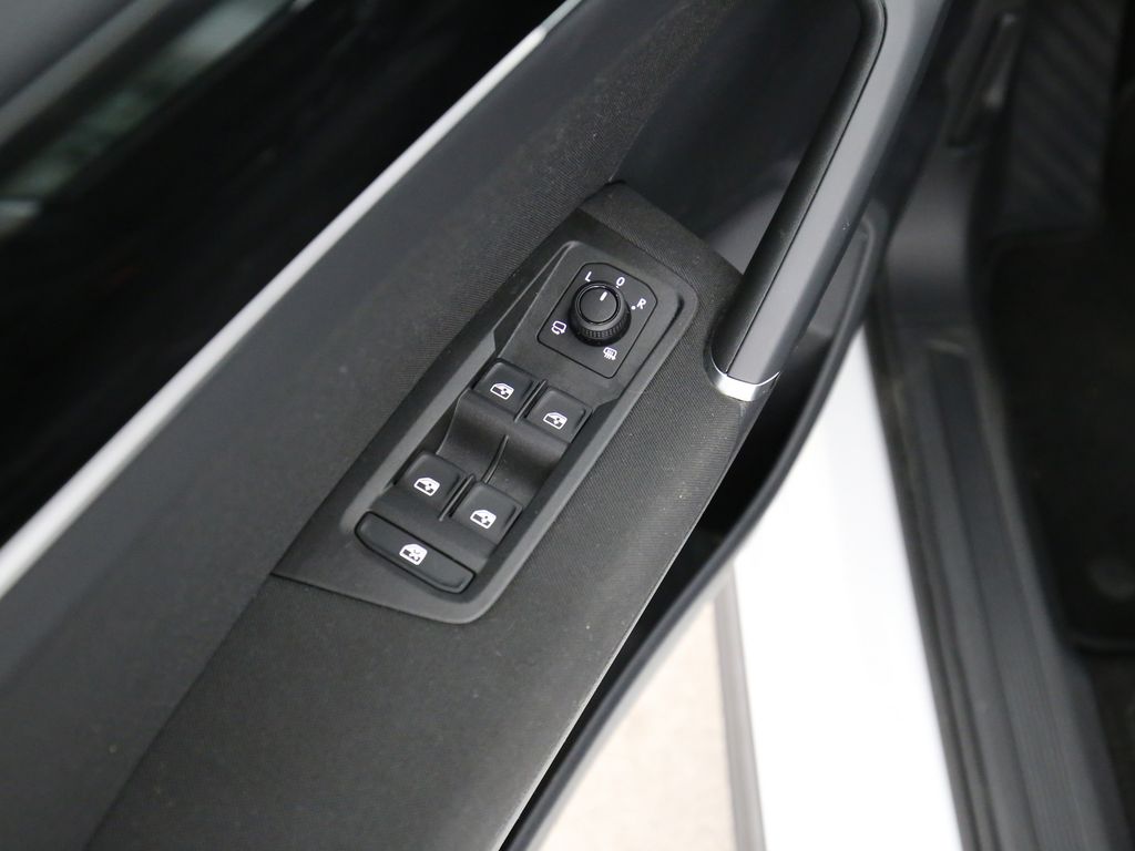 Volkswagen Touran 2025