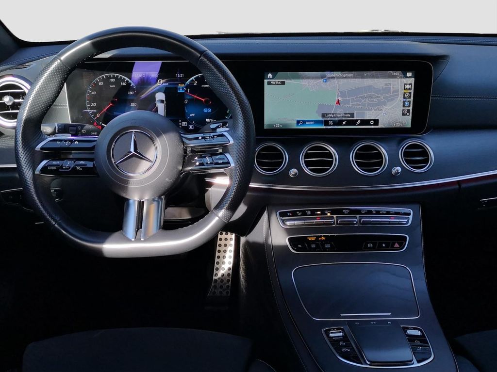Mercedes-Benz E 300 2022
