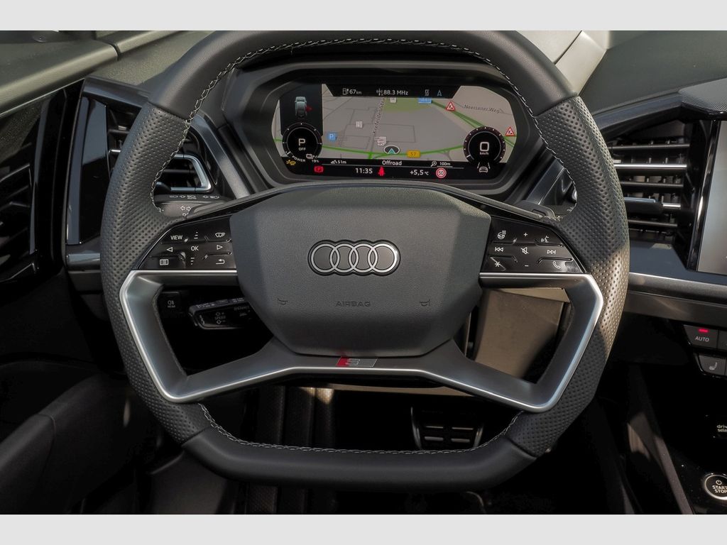 Audi Q4 e-tron 2025