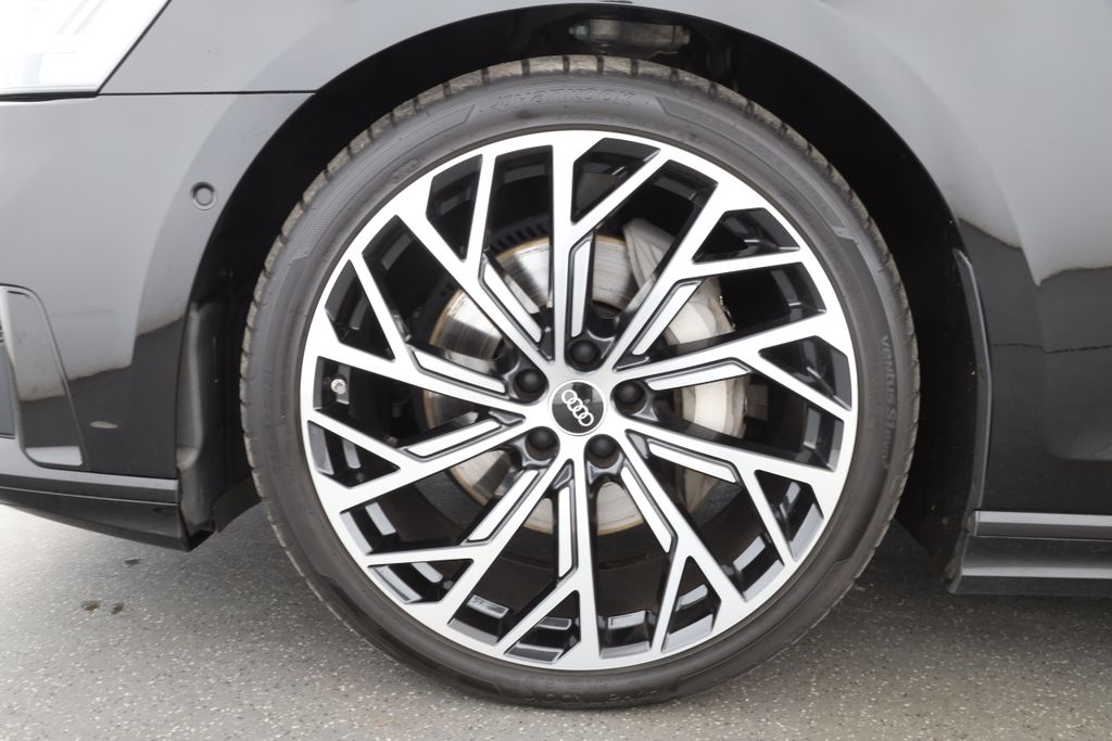 Audi A8 2021