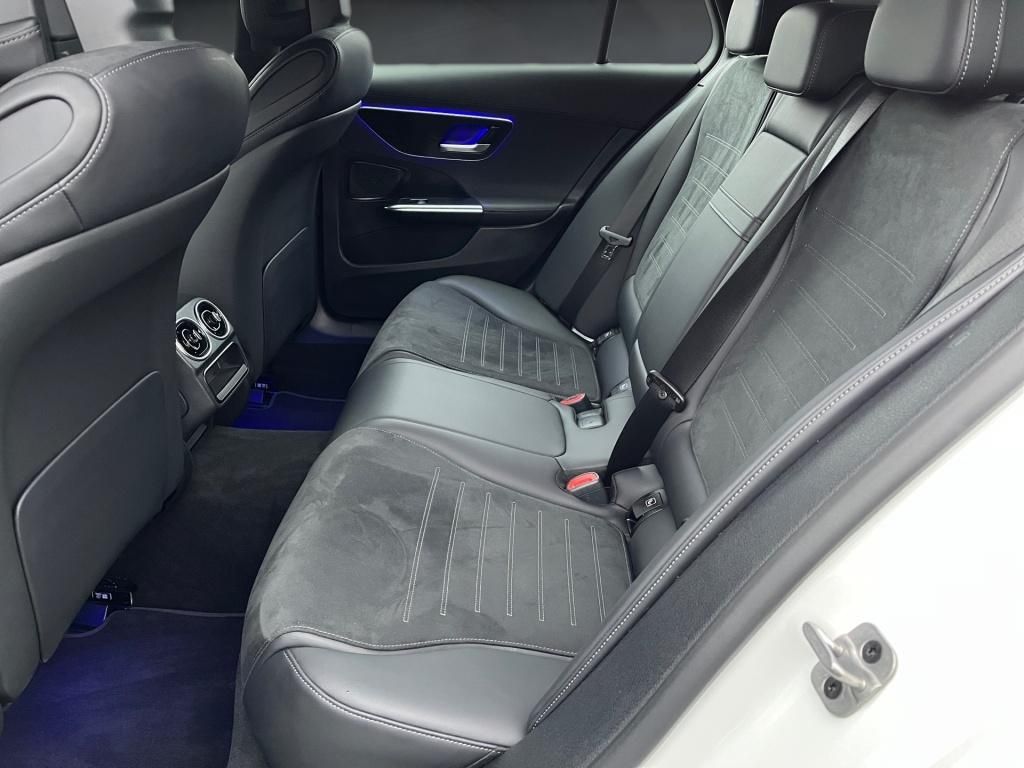 Mercedes-Benz C 300 2025