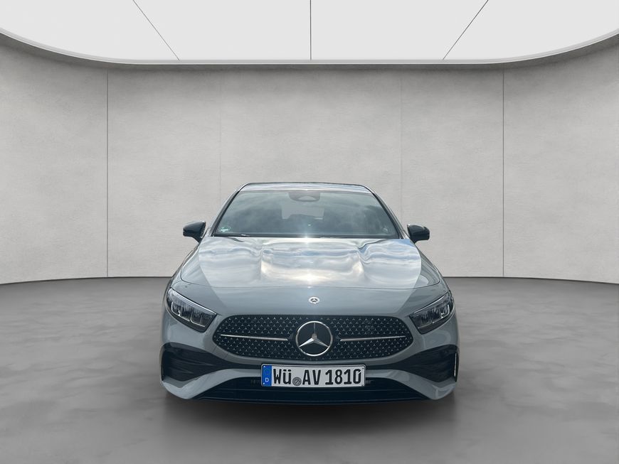 Mercedes-Benz A 180 2025