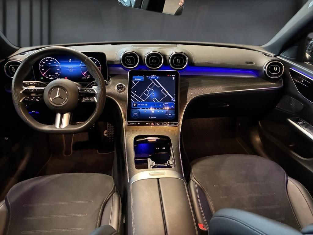 Mercedes-Benz C 300 2025