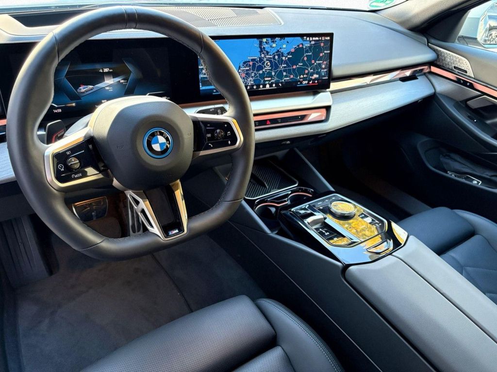 BMW i5 2024