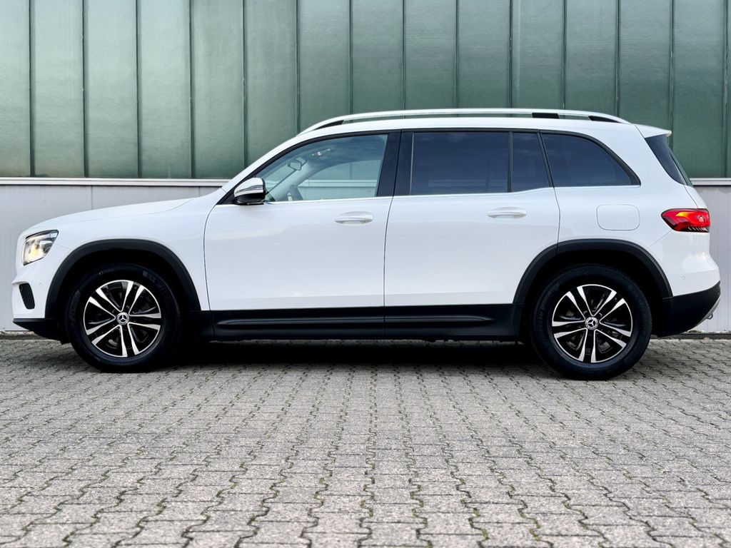 Mercedes-Benz GLB 180 2023