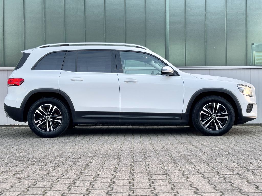 Mercedes-Benz GLB 180 2023
