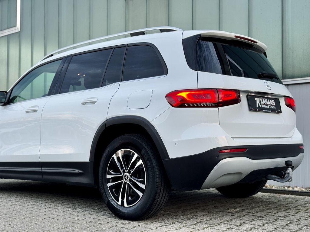 Mercedes-Benz GLB 180 2023