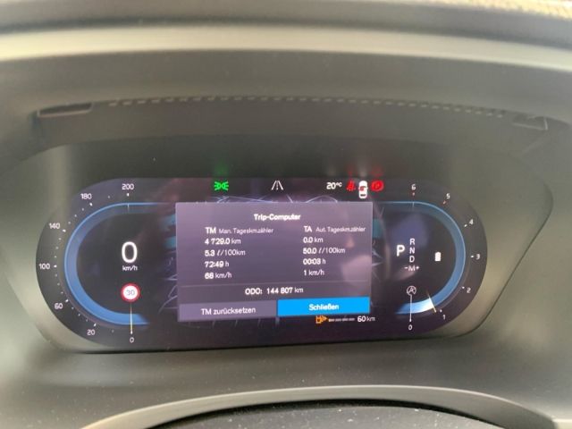 Volvo V90 Cross Country 2022