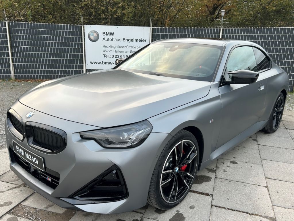 BMW M240i 2025